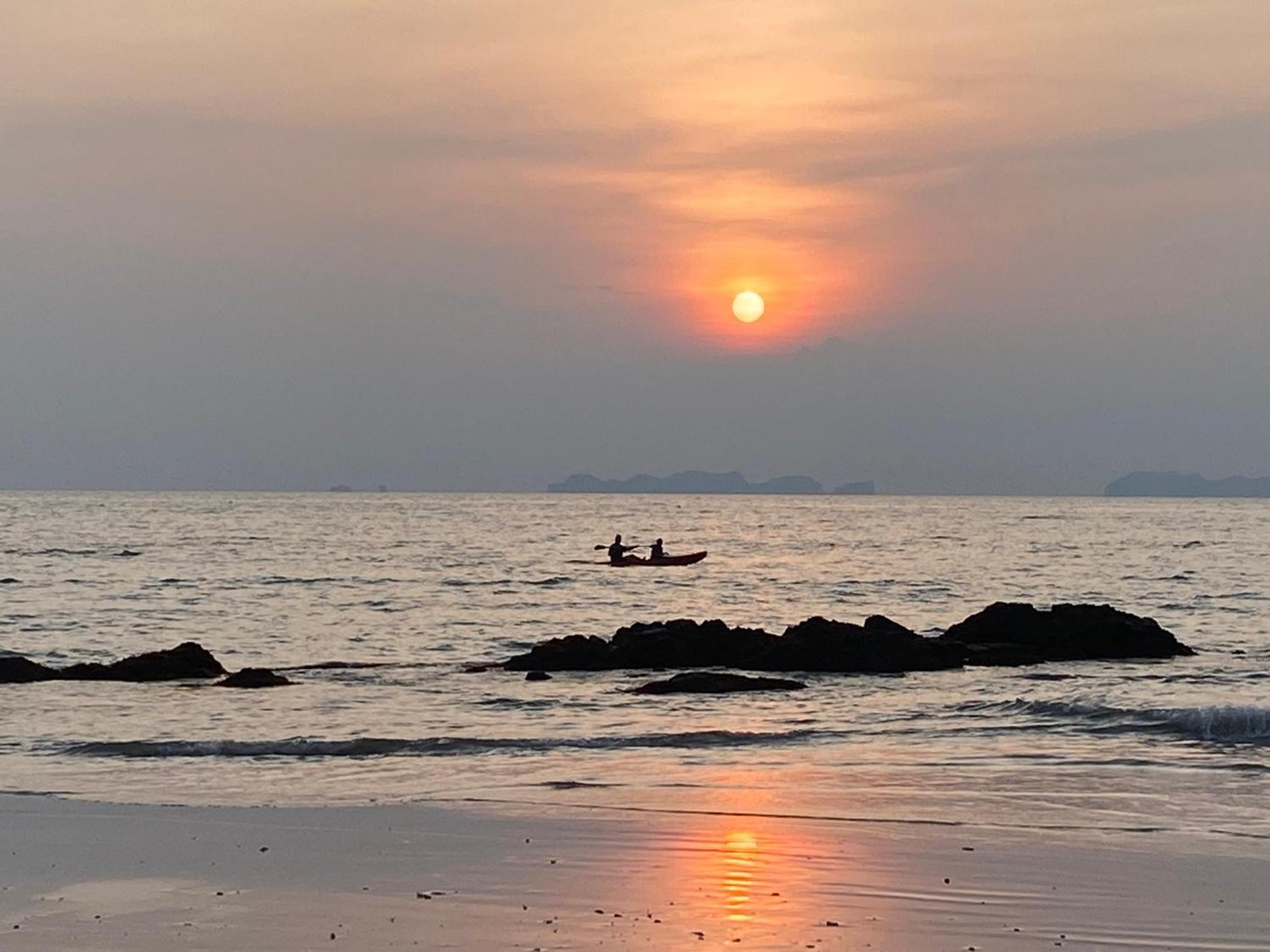 Coconut Lanta Resort @Klong Dow Beach Krabi town المظهر الخارجي الصورة