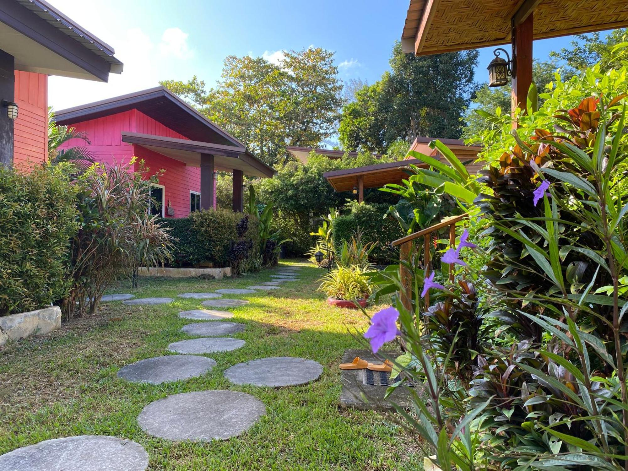 Coconut Lanta Resort @Klong Dow Beach Krabi town المظهر الخارجي الصورة