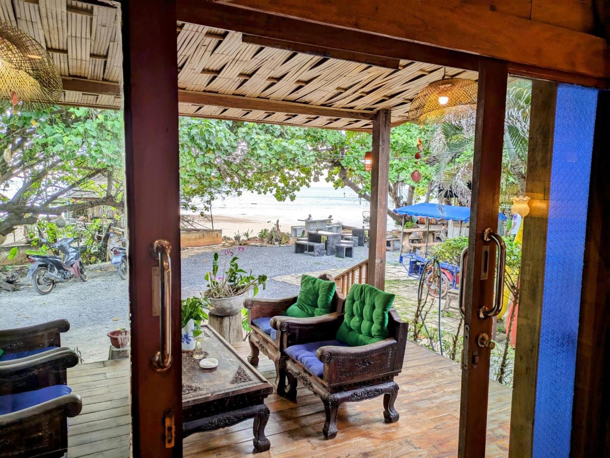 Coconut Lanta Resort @Klong Dow Beach Krabi town المظهر الخارجي الصورة