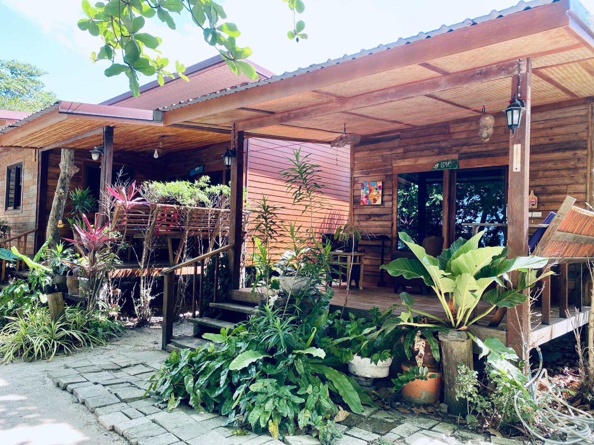 Coconut Lanta Resort @Klong Dow Beach Krabi town المظهر الخارجي الصورة